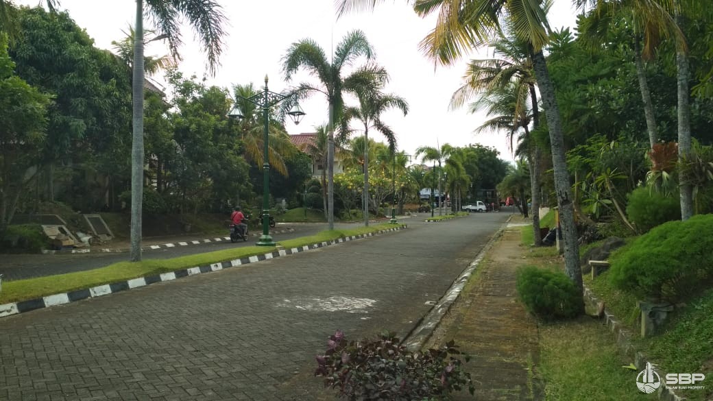 TURUN HARGA BU 10M>8,8M Rumah MEwah MEgah Perum Elite jl kaliurang km 9,Merapi View-8