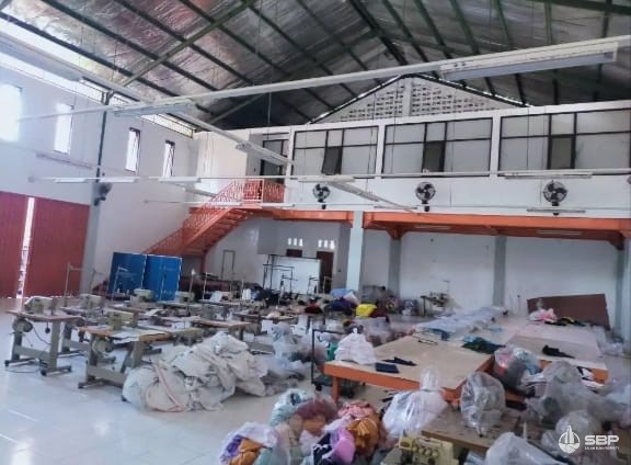 Rumah+Pabrik+Gudang perkakas pinggir jl Aspal Lebar dkt Sleman City Hall-13