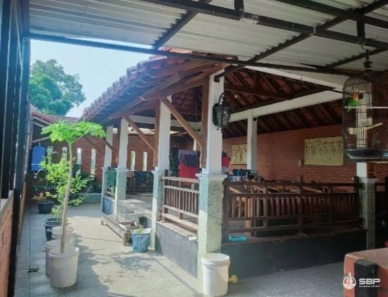 Rumah+Pabrik+Gudang perkakas pinggir jl Aspal Lebar dkt Sleman City Hall-11